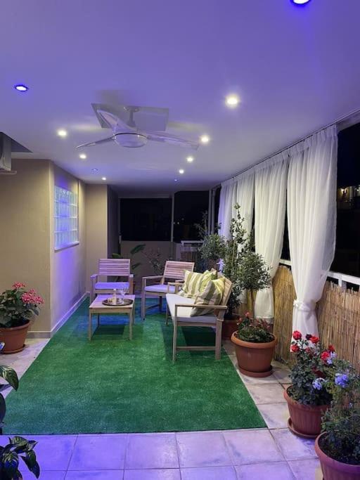 Flowery Penthouse In City Centre Of Thessaloniki Exterior photo